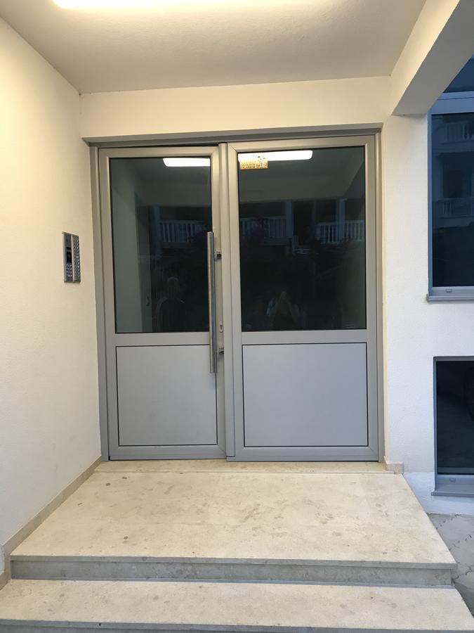 Apartmani Belma Dobra Voda Eksteriør billede